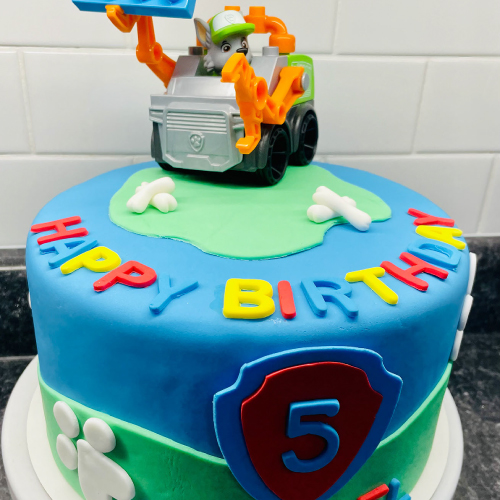 The Sweet Spot Fondant Cakes